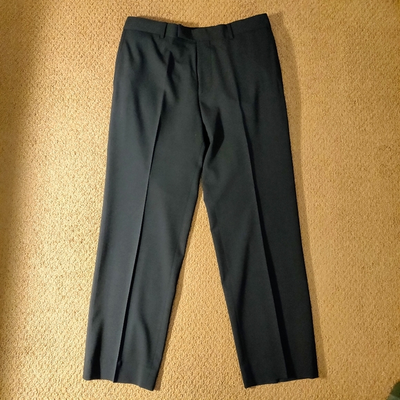 Hugo Boss Rossellini/Movie Suit (40R) - Picture 9 of 12